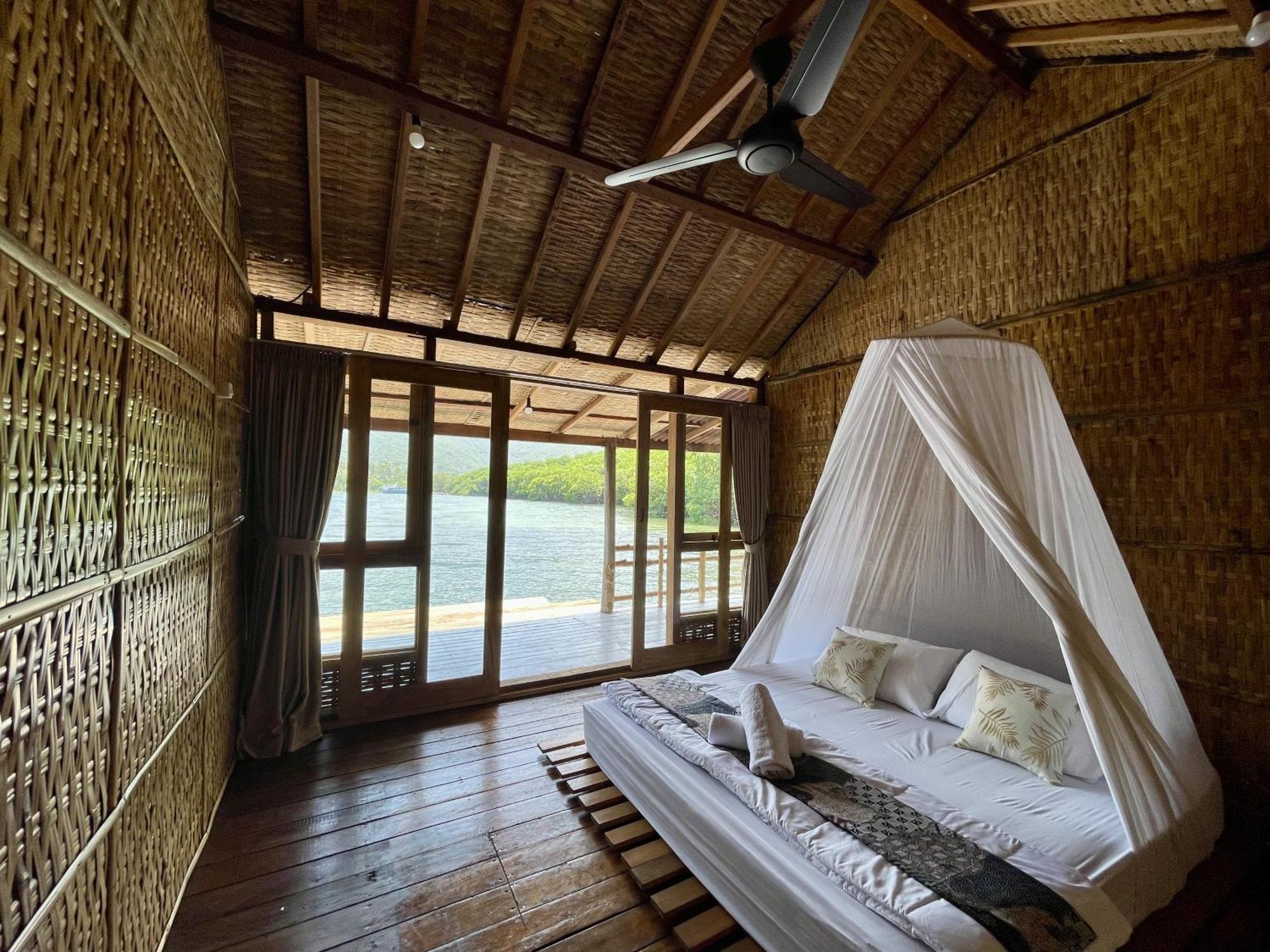 Floating Paradise